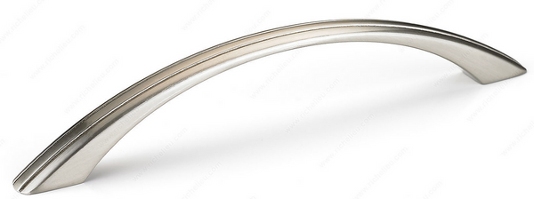 Richelieu Traditional Metal Pull - 3914 - Brushed Nickel - 128 mm