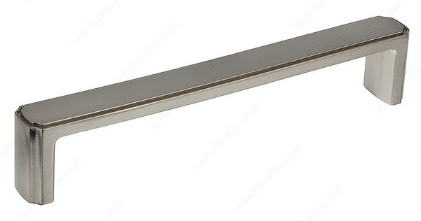 Richelieu Transitional Metal Pull - 770 - Brushed Nickel - 160 mm