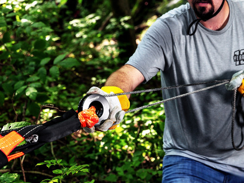 Snatch Ring - Our Snatch Ring is built from aluminum with a 11,000 lb. rating, and fits 10-12 mm rope. It's strong, lightweight, and made for off-road recovery.