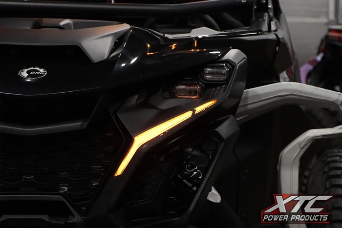 Can-Am Maverick R Front Turn Signature Light Set