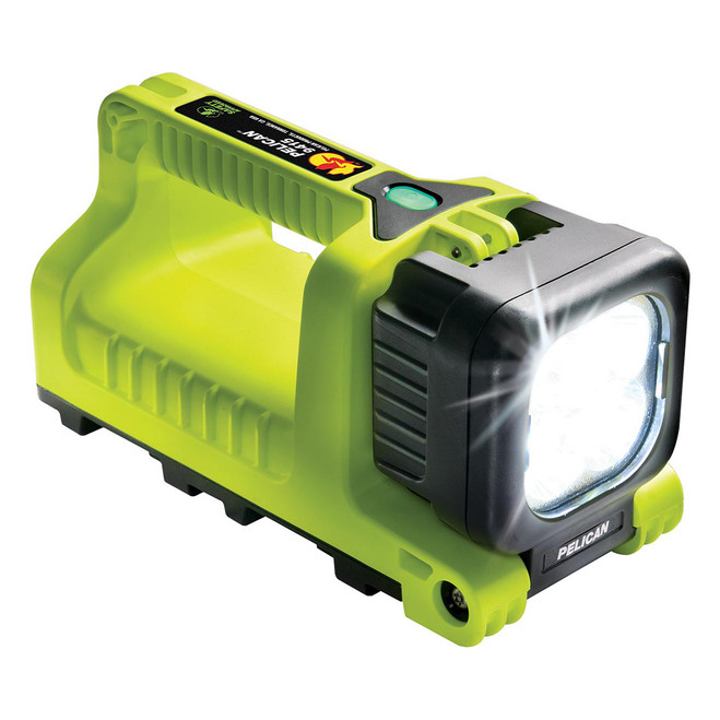 Pelican 9415 LED Lantern, front angled view