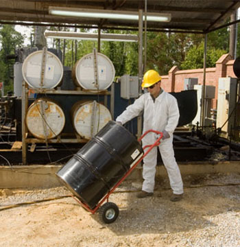 PE Coated Polypropylene Coveralls Standard Suits  pic 1