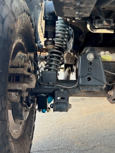 WC Universal Axle Shock Mount Pair