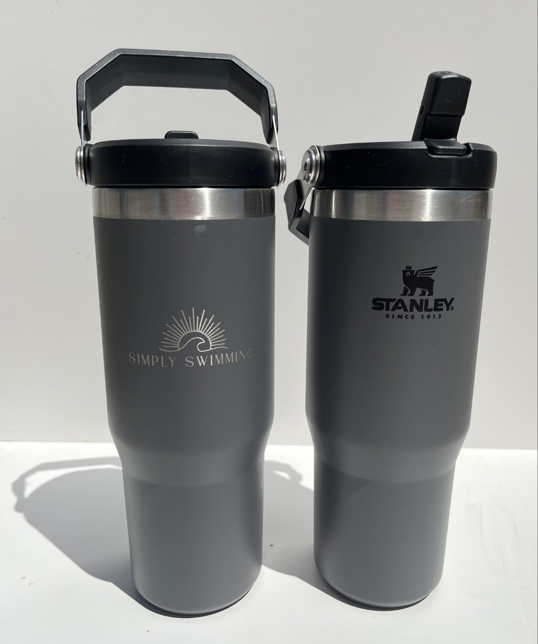 NWT JUST RELEASED Stanley Varsity IceFlow Flip Straw 30oz Tumbler, Navy Mesh