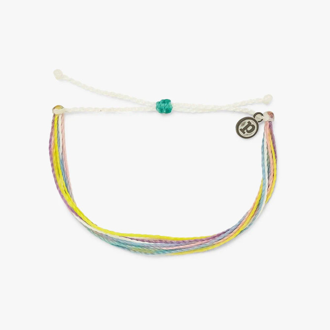 Help build a kinder world with the new Spread Kindness bracelet! This original style features a mix of pretty pastels, is handmade and 100% waterproof.