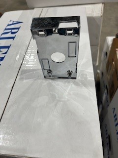 SURFACE MOUNT BOX--CHROME