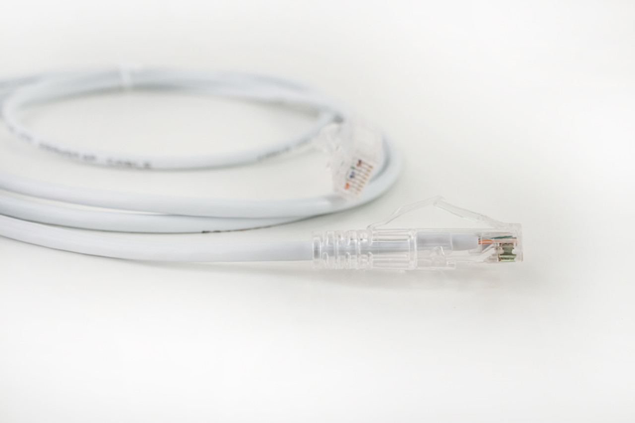 Category-6A Slim Type Mold-Injection-Snagless Patch Cord, 28AWG Stranded, PVC Jacket, White.