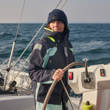 OS26JW-NAV25-LIFESTYLE-1
