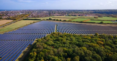 How Engraved Solar Placards Improve Readability