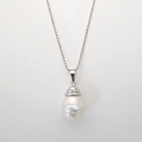 White Barrel Shape Pearl Pendant with Three-Layer Cup