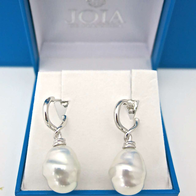 White Barrel Shape Pearl Drop Earrings