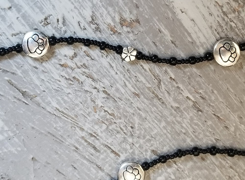 Silver Paws/ Black 