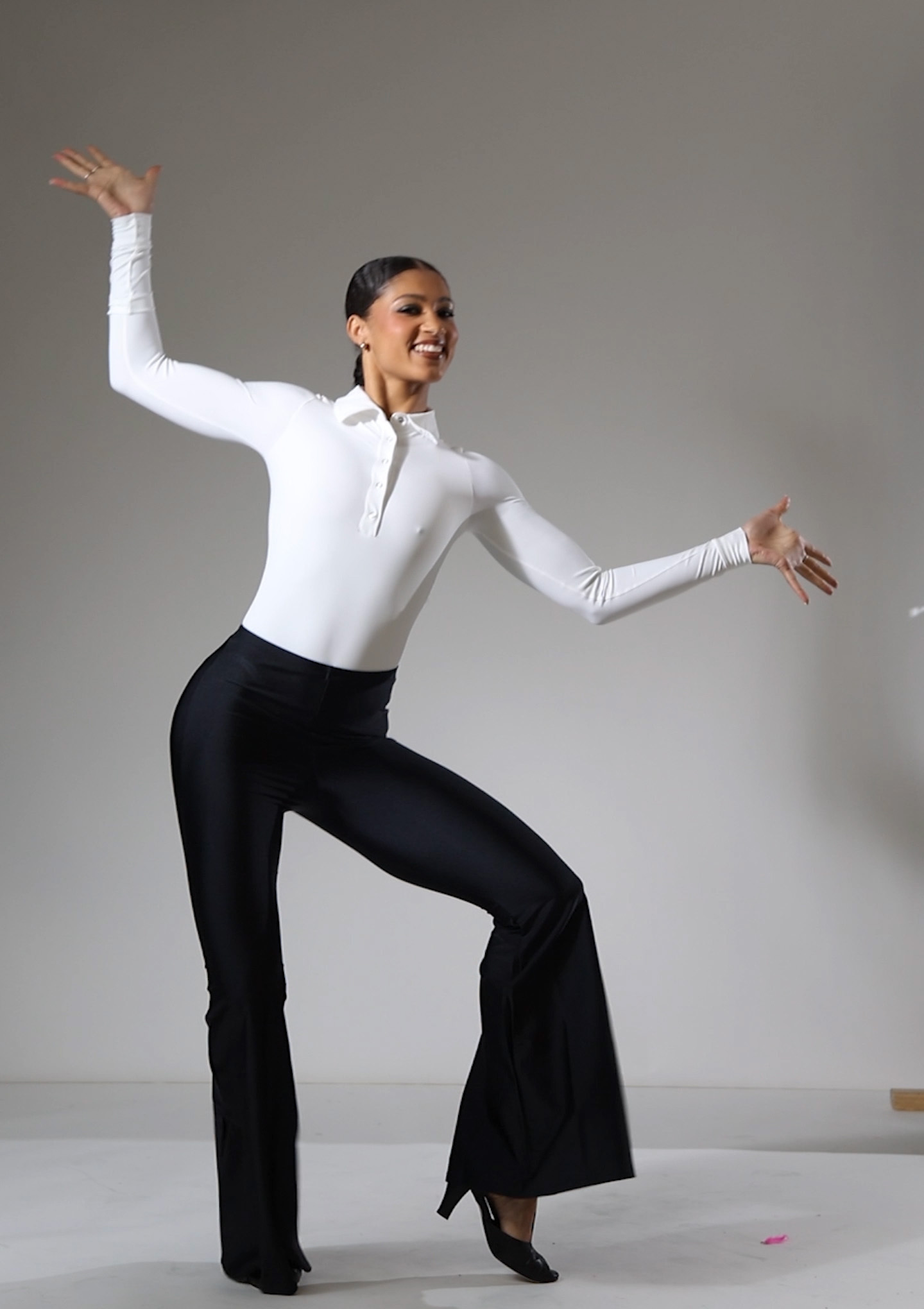 Jolista Women's Moulin Costume Leotard Video