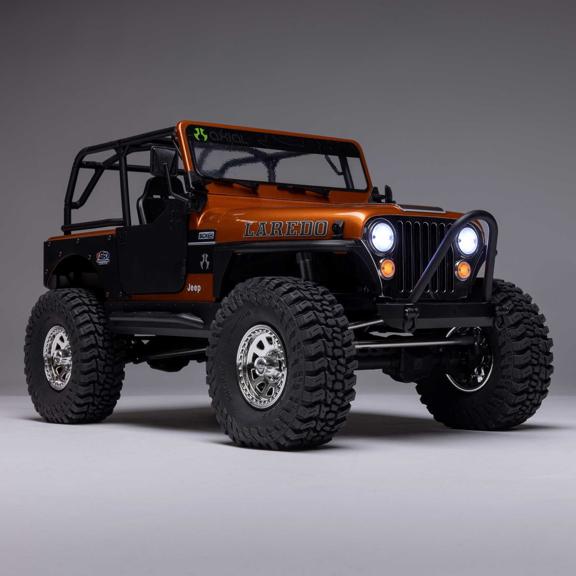 Axial SCX10 III Jeep CJ-7 RC Crawler, Copper Brown. AXI03008V2T2