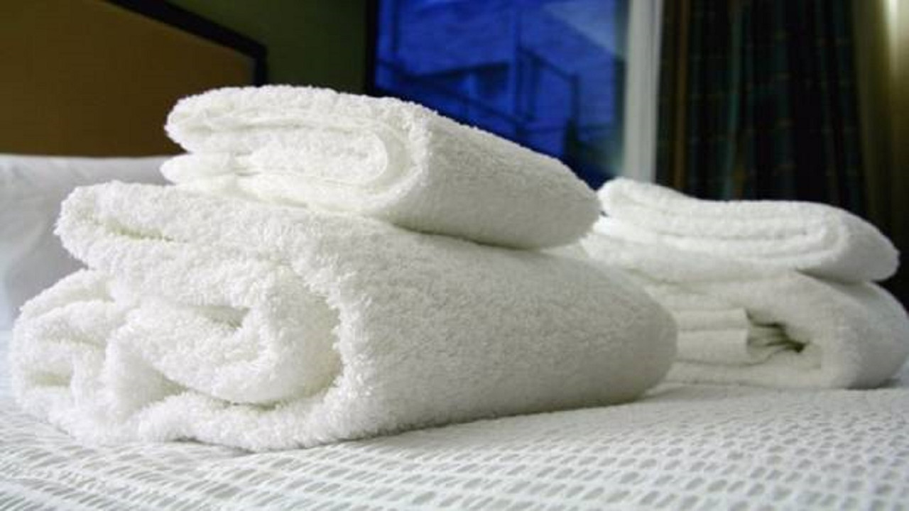 Bath Towels Economy 24x48, White 100% Cotton