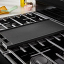 Whirlpool® 30-inch Gas Range with Air Fry and Air Baking, Self Cleaning, Rapid Preheat 5.0 CuFt Capacity WFGS5030RB
