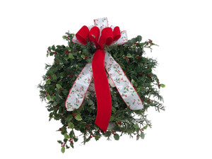 23" Wreath with Holly Berries