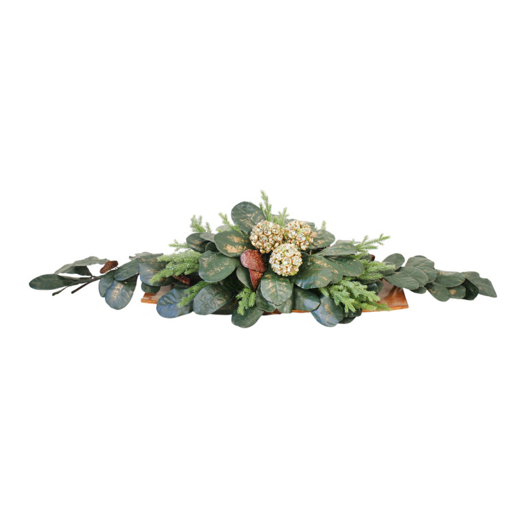 Natural Laurel Leaves with Green Accents Tablescape