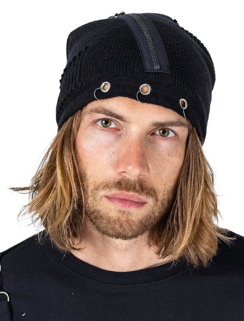 Heartless Revenant Knit Hat: Black Heartless Revenant Knit Hat: Black