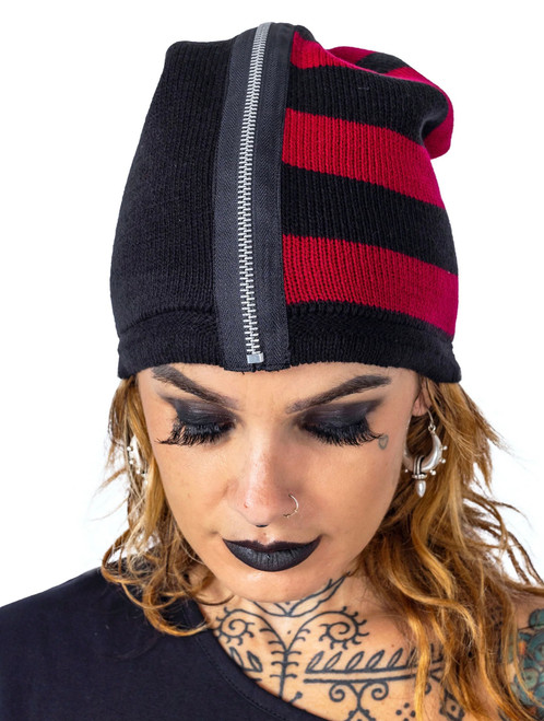 Chemical Black Trace Knit Hat: Black / Red Chemical Black Trace Knit Hat: Black / Red