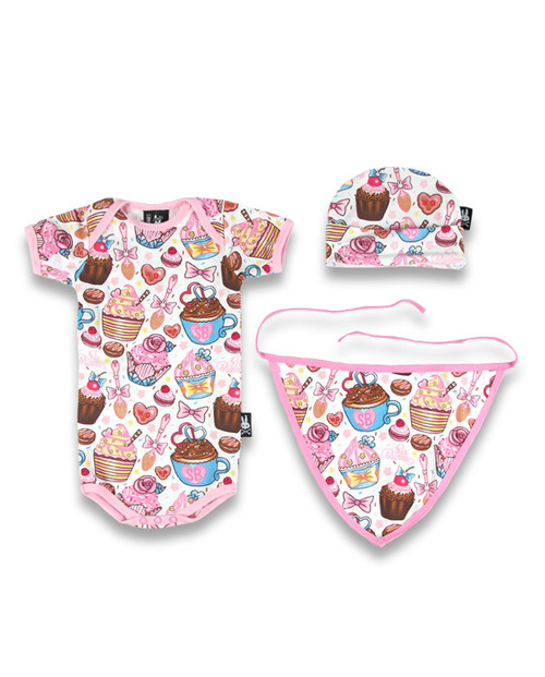 Six Bunnies Gift Set: Cupcakes - 0-3 Months