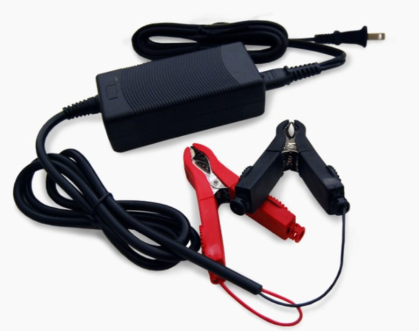 Dakota Lithium 12V 3A LiFePO4 Battery Charger