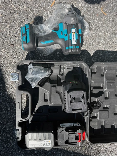 Enegyz-1200N cordless impact wrench kit, carrying case and charger presentation