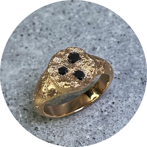 Albert Tse - Terra Round Signet Ring Large, 9ct Rose Gold, Black Diamonds