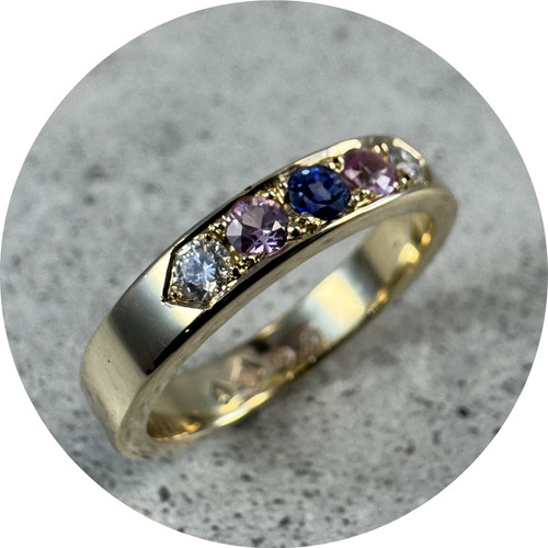 Sarah Kellett - Dana Ring, 9ct Yellow Gold, Sapphire, Diamond, Size M 3/4