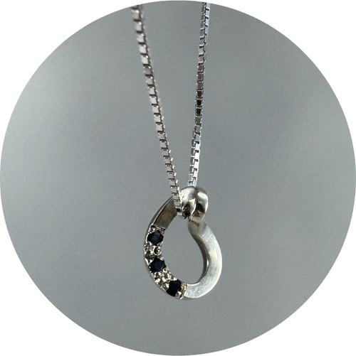 Susan McGinness - Infinite Split Pendant, Australian Sapphire, 9ct White Gold