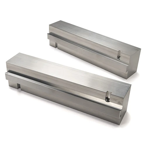 Kurt D80WS | 8" Vises Workstop Assembly