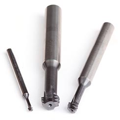 Emuge GF26A729.0040 | M4x0.70mm Thread Size x 4.00mm Shank x 8.35mm Flute Length x 36.00mm OAL 4 Flute TIALN-T14 Coated Carbide Thread Mill
