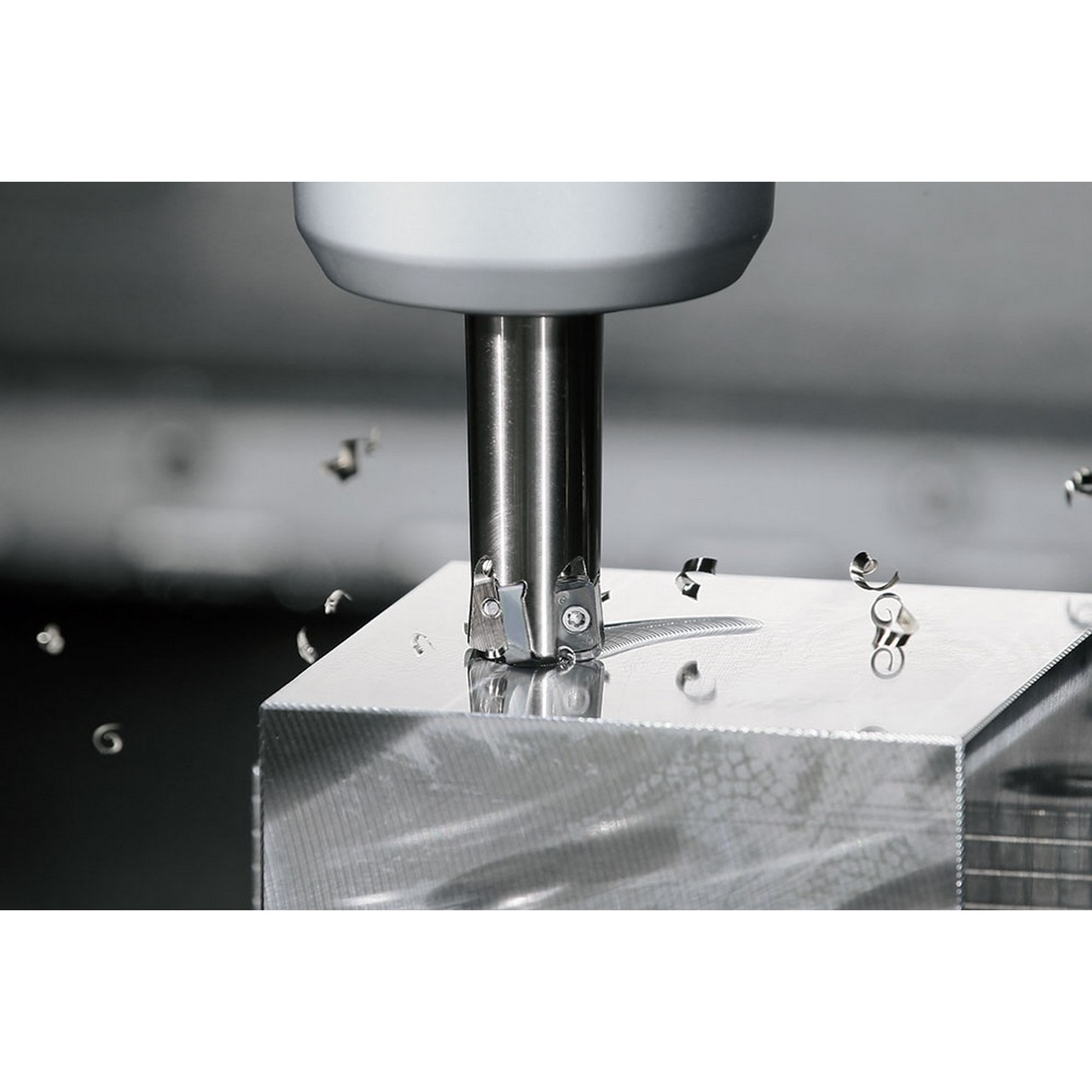 Kyocera Precision Tools TLC40029 | LOGU030310ERGH PR1535 0.039" Radius x 0.156" Thickness PVD Coated Carbide Milling Insert