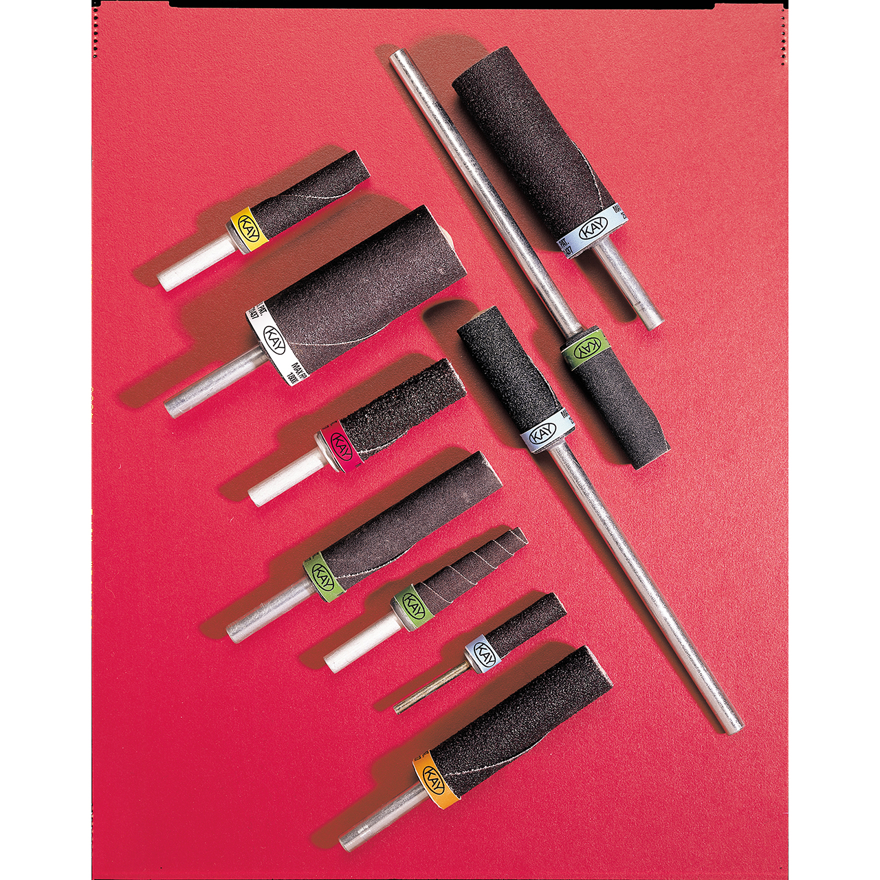 3M 7100080016 | 711599 0.250" Diameter x 1.000" OAL x 80 Grit Aluminum Oxide Straight Cartridge Roll