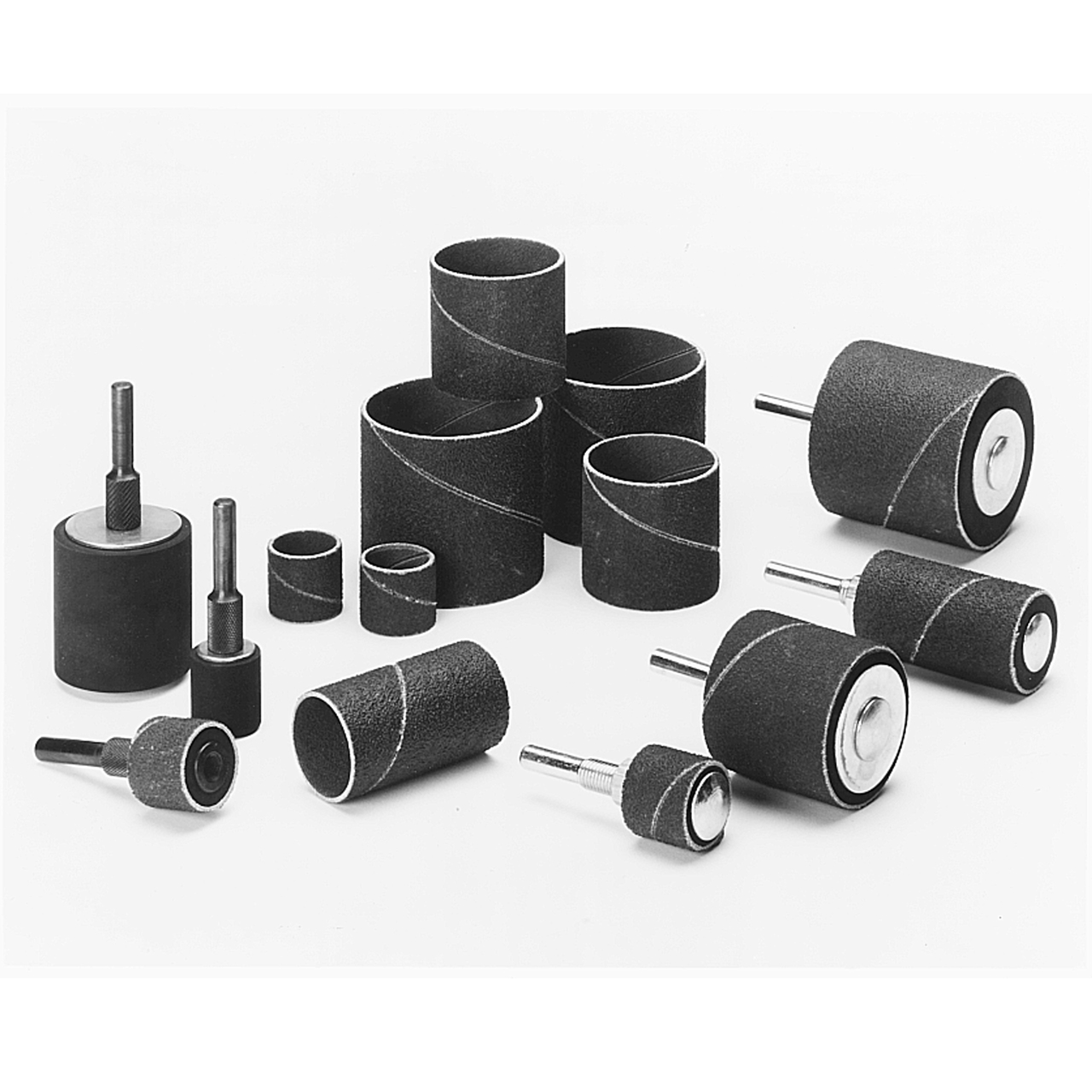 3M 7100138190 | 702568 1.000" Diameter x 1.000" OAL x 80 Grit Aluminum Oxide Spiral Band