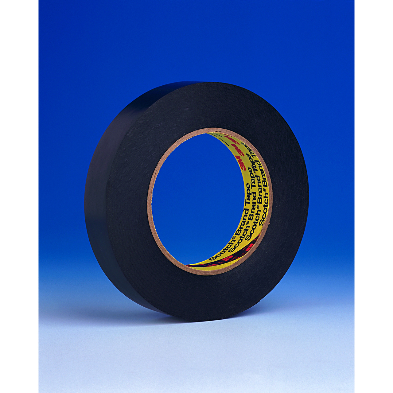 3M 7010299633 | 36 yd x 0.500" Width x 10.4 mil Thickness Vinyl Tape