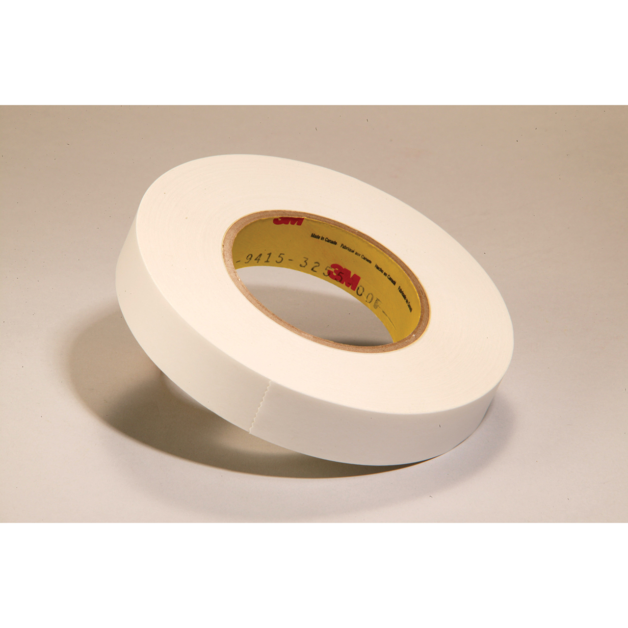3M 7000048825 | 144.000yd Overall Length x 1.000" Width x 0.095mil Baking Thickness Polyester Film 941PC Splicing & Tabbing Tape - Transparent