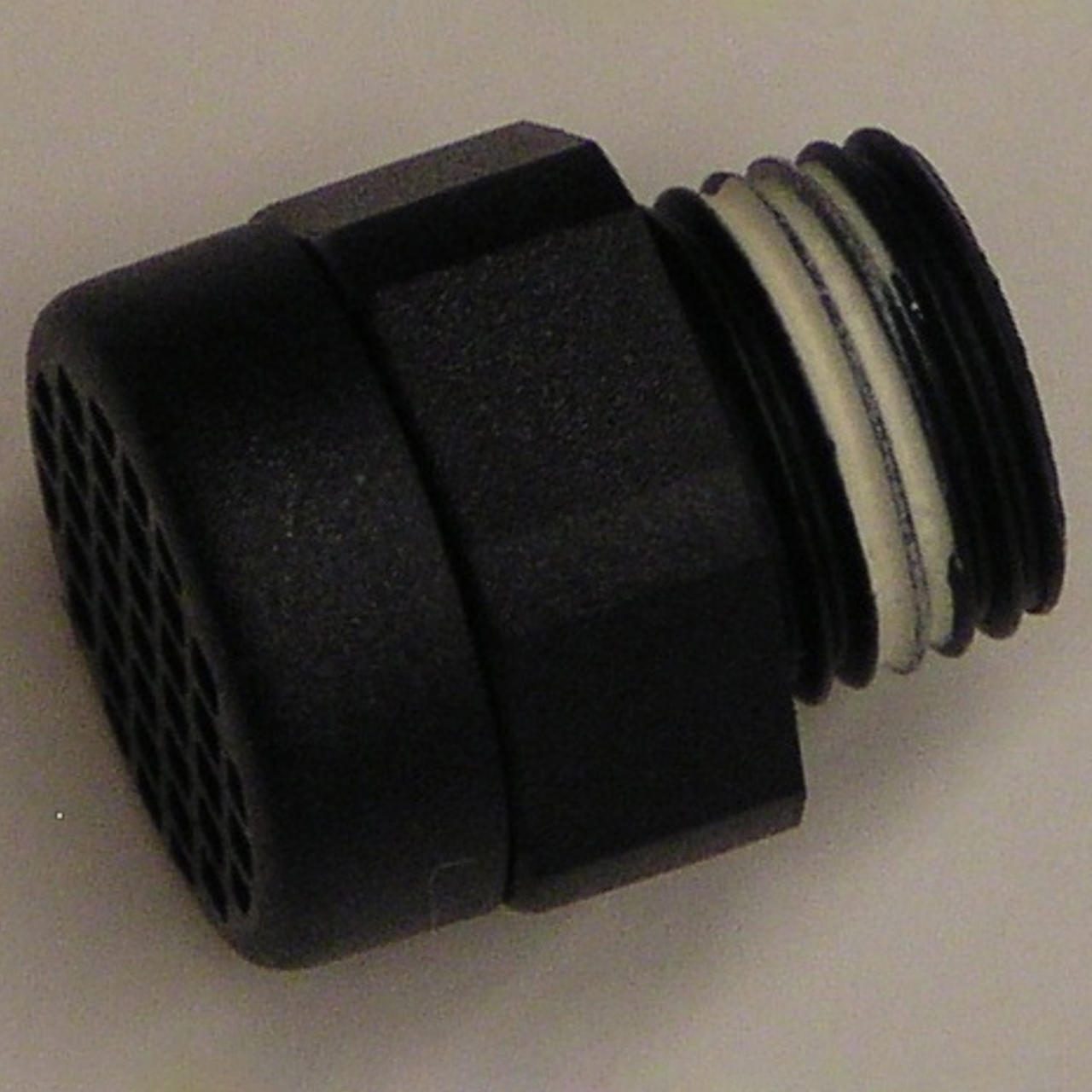 3M 7000043380 | 28138 3/8" Length x 3-1/4" Width Muffler Housing