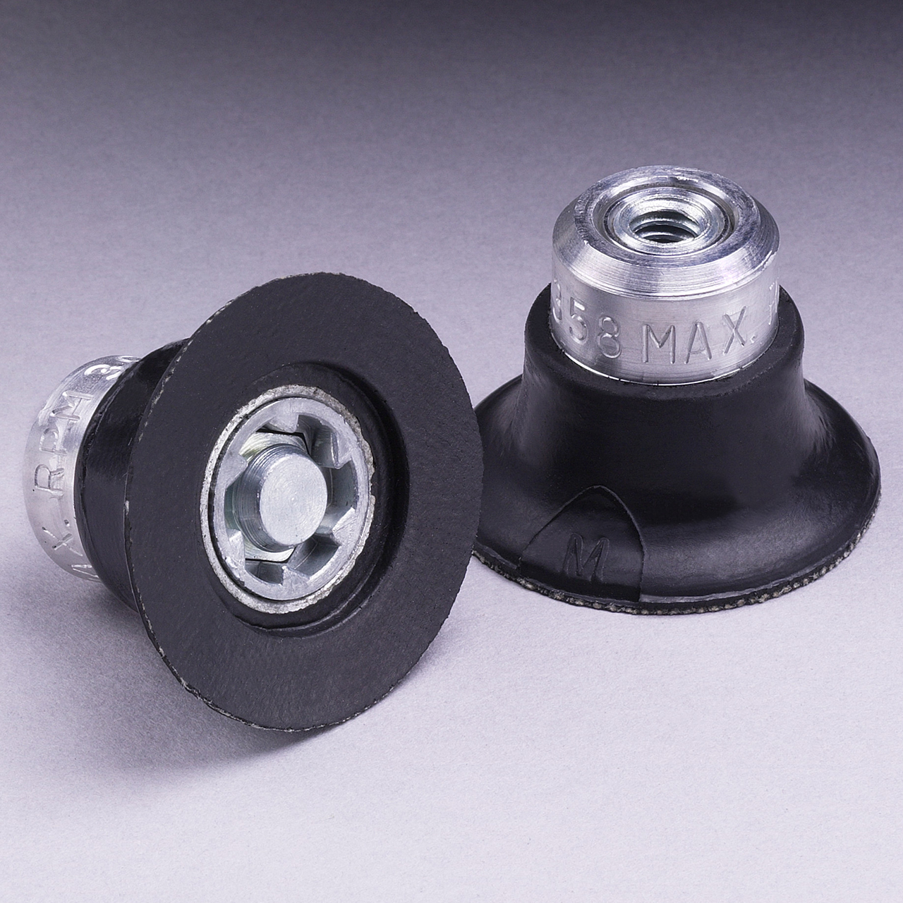 3M 7010326816 | 77726 Roloc 1"-1/2" Diameter x 1/4"-20 INT Thread Disc Pad