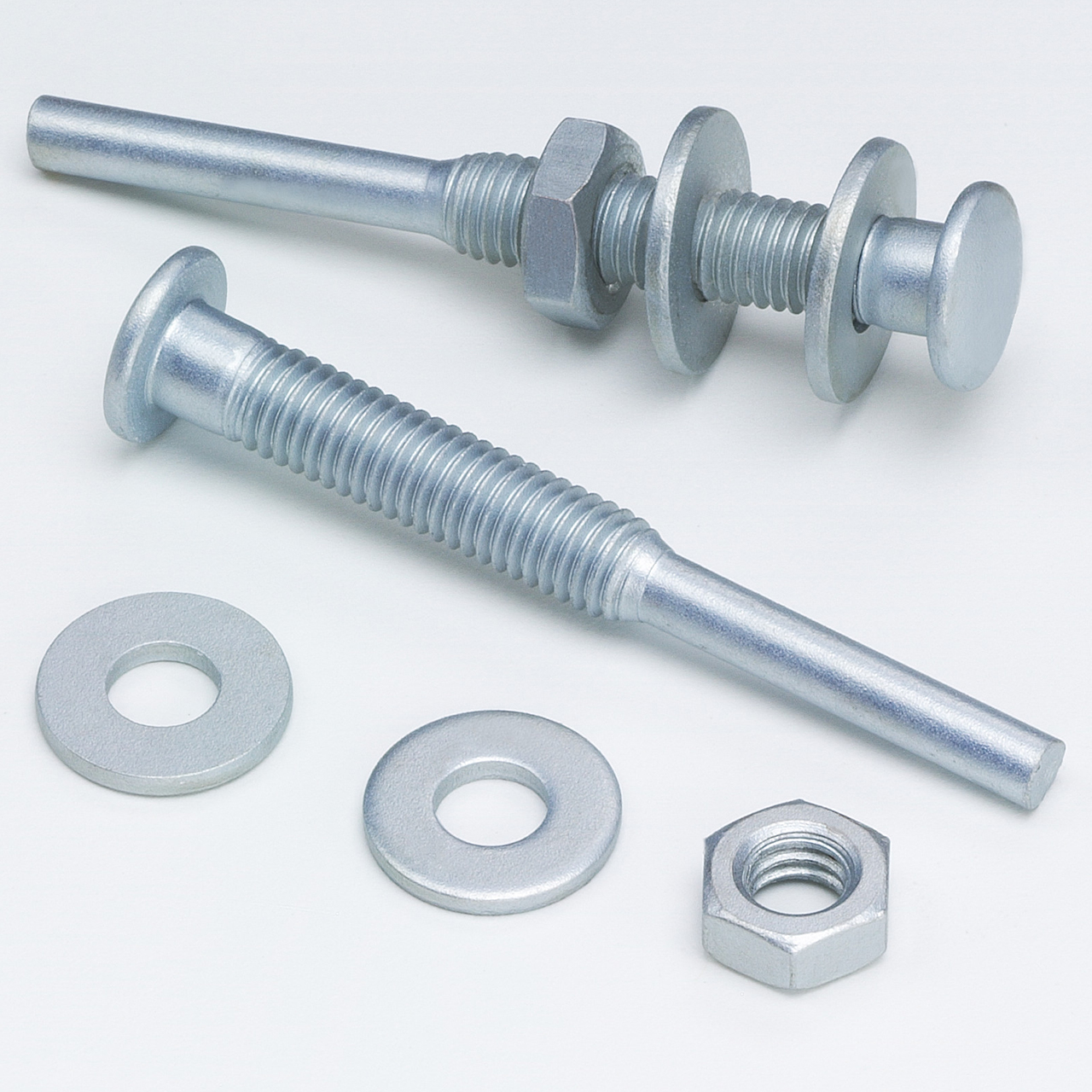 3M 7000120685 | 931 Hole Diameter x 1/8" Shank x 7.01 in OAL x 4" Width Wheel Mandrel