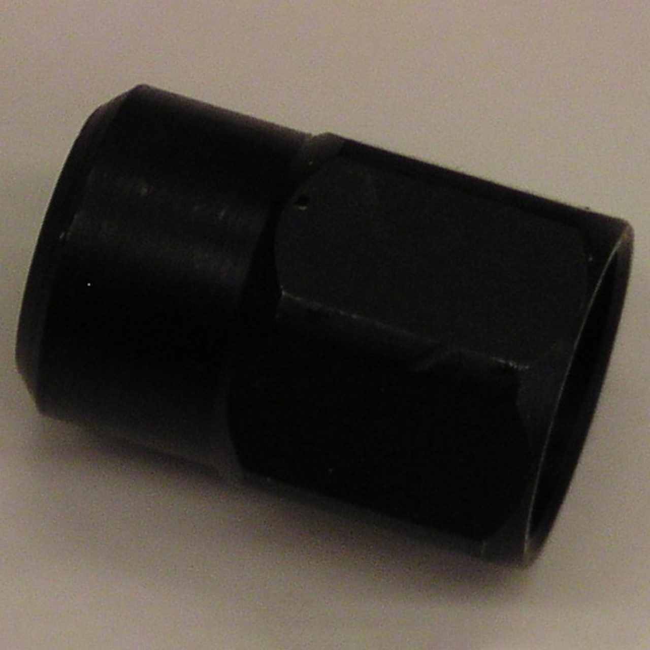 3M 7000119102 | 06516 15/32" Length x 1/16" Width Collet Nut