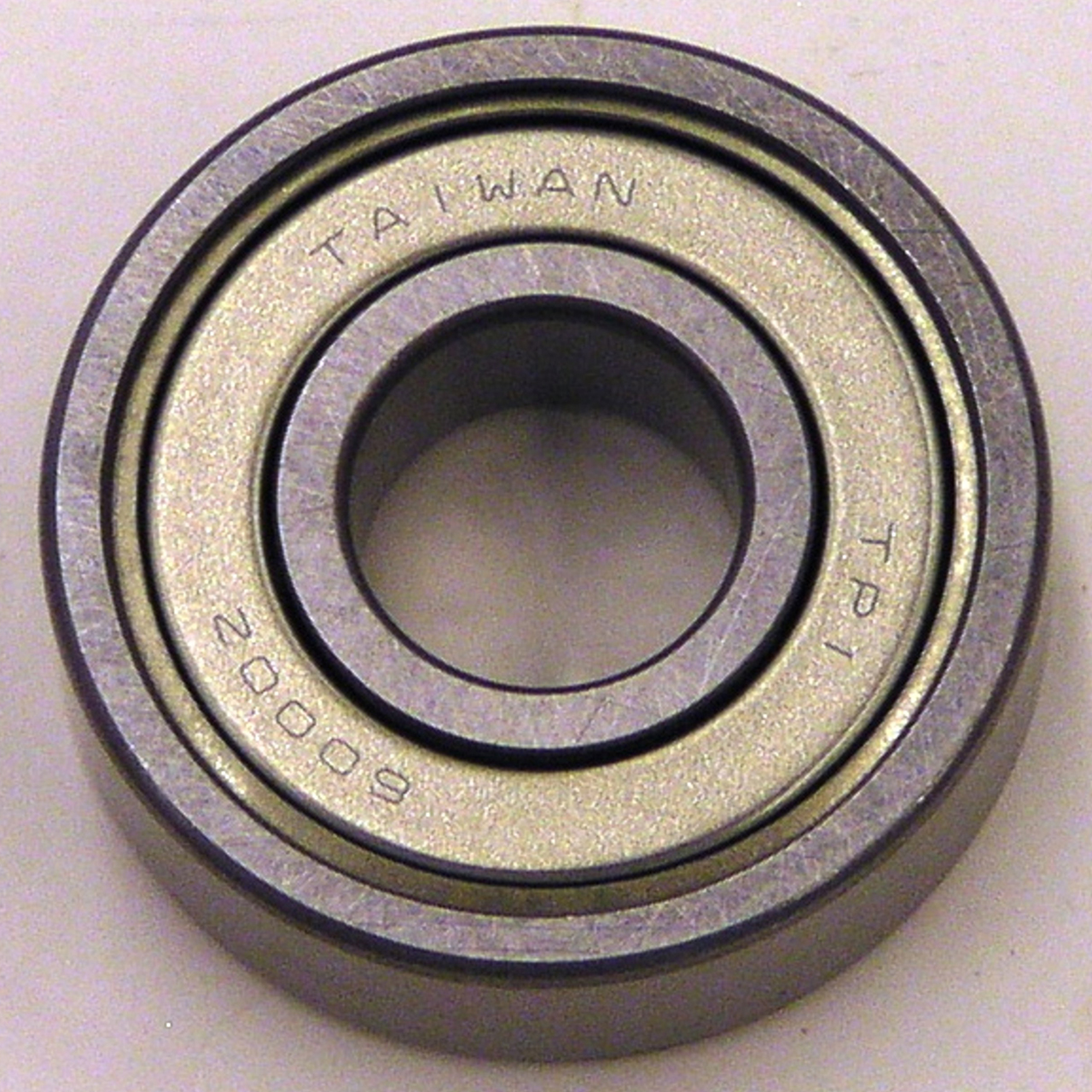 3M 7000119385 | 30627 1/64" Length x 3-1/4" Width Ball Bearing