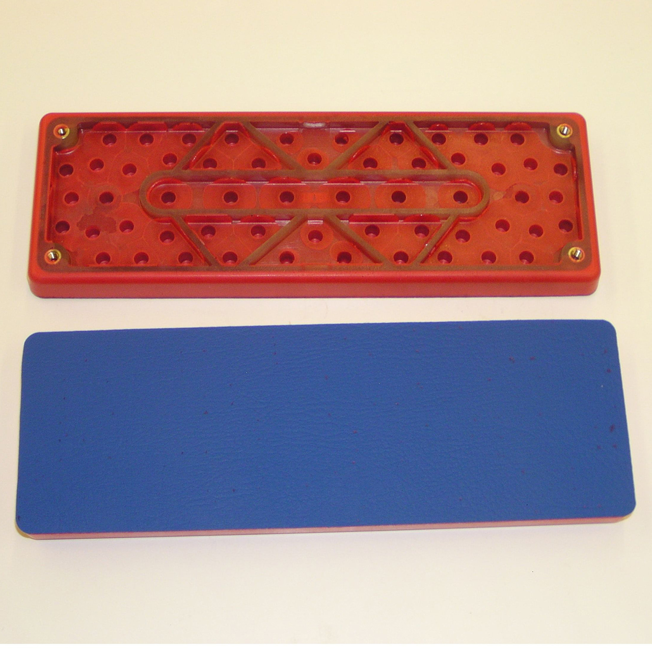 3M 7000144115 | 28660 Stikit 1/2" Thickness x 7.7 in OAL x 2-11/16" Width Back-up Sheet Pad