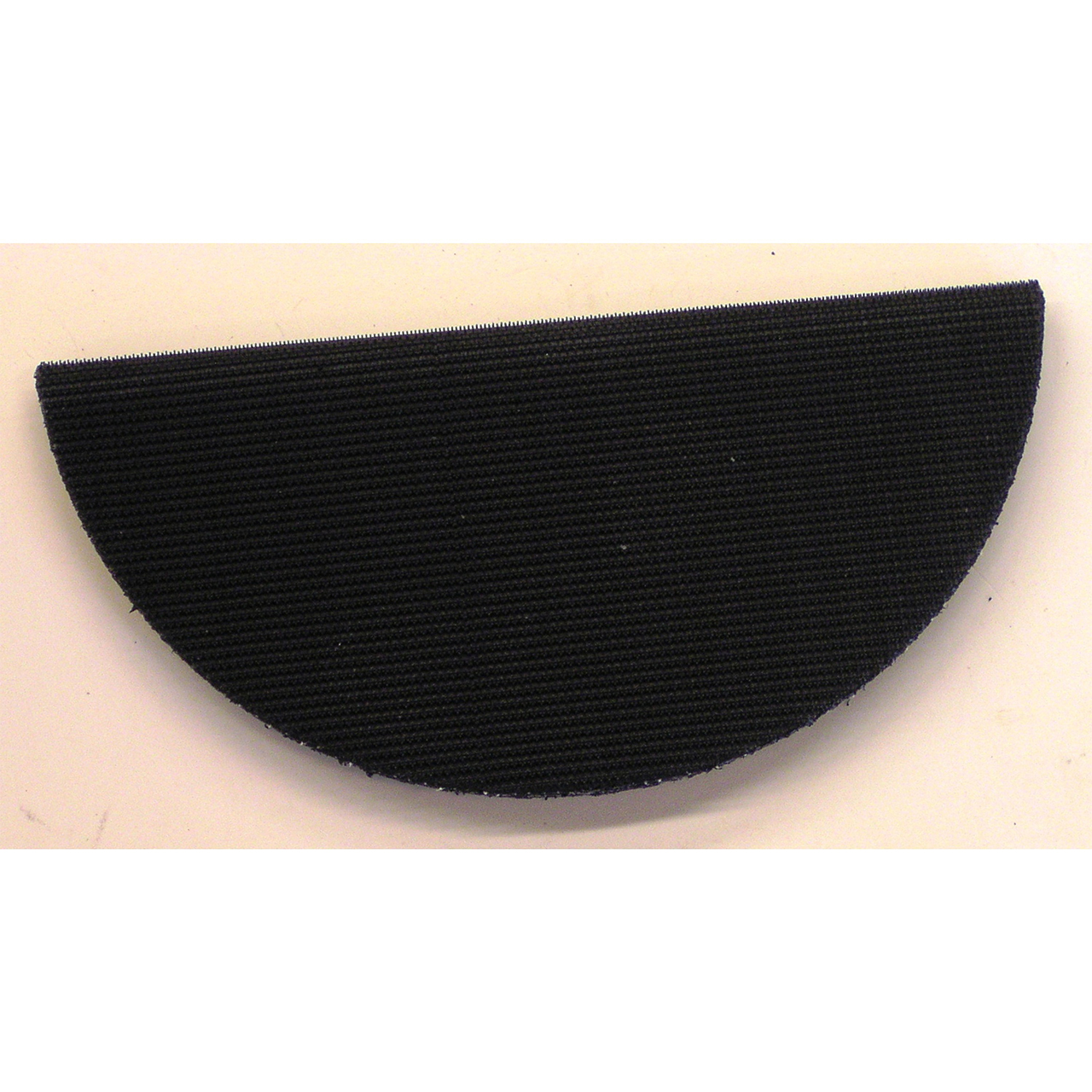 3M 7000120500 | 88132 Hookit 5" Diameter x 1/4" Thickness Disc Hand Pad