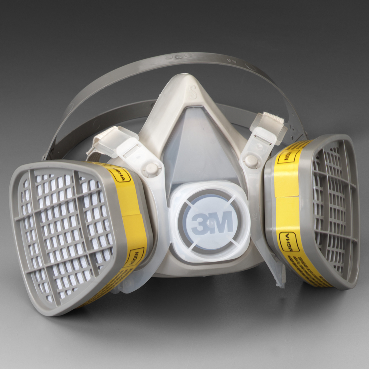 3M 7000126025 | 66070 Thermoplastic Elastomer (TPE) Half Facepiece Respirator