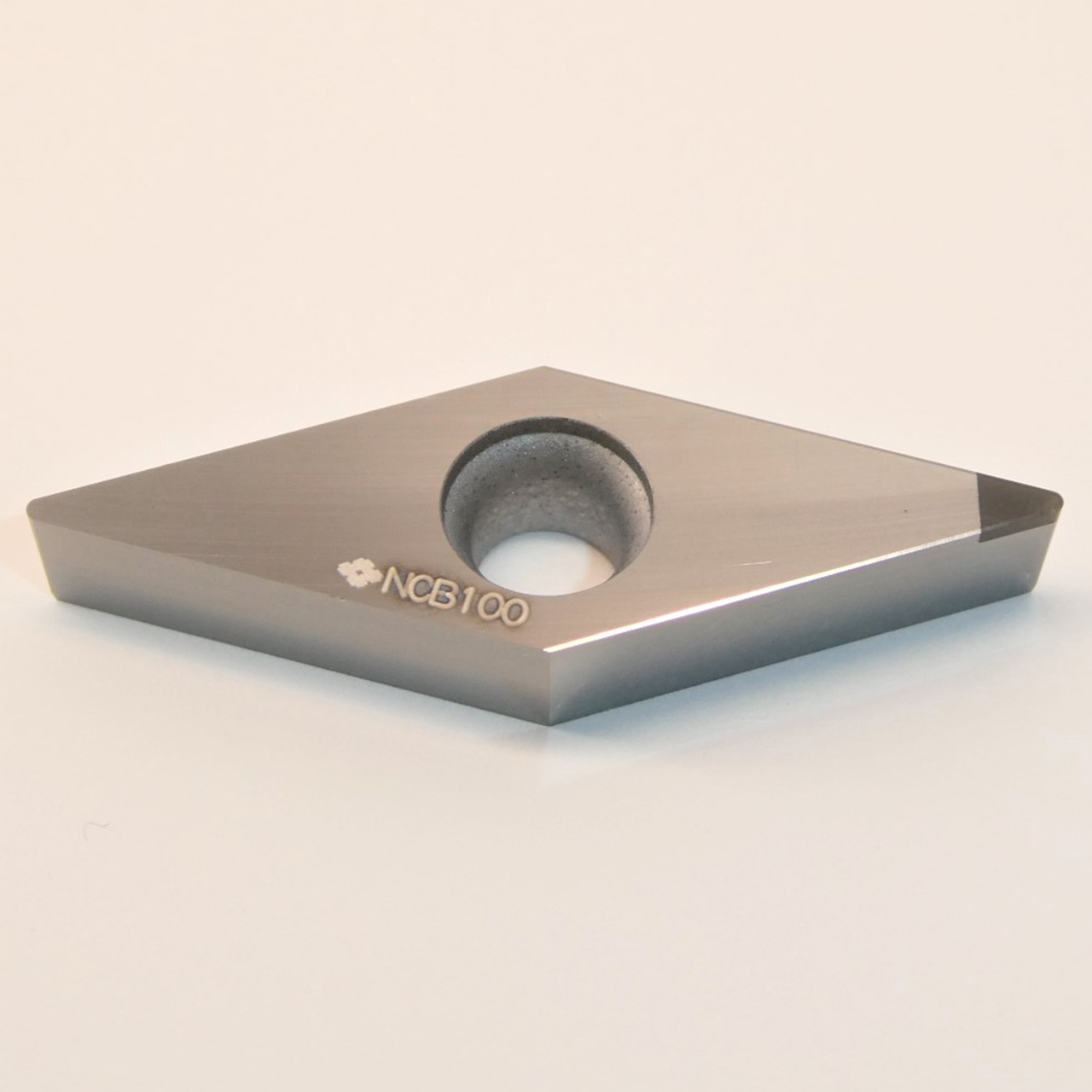 Sumitomo 16P5FDT | NUVBGA332-NCB100 0.3750" Circle Diameter x 4.40mm Hole Diameter x 0.0315" Radius Uncoated CBN Turning Insert