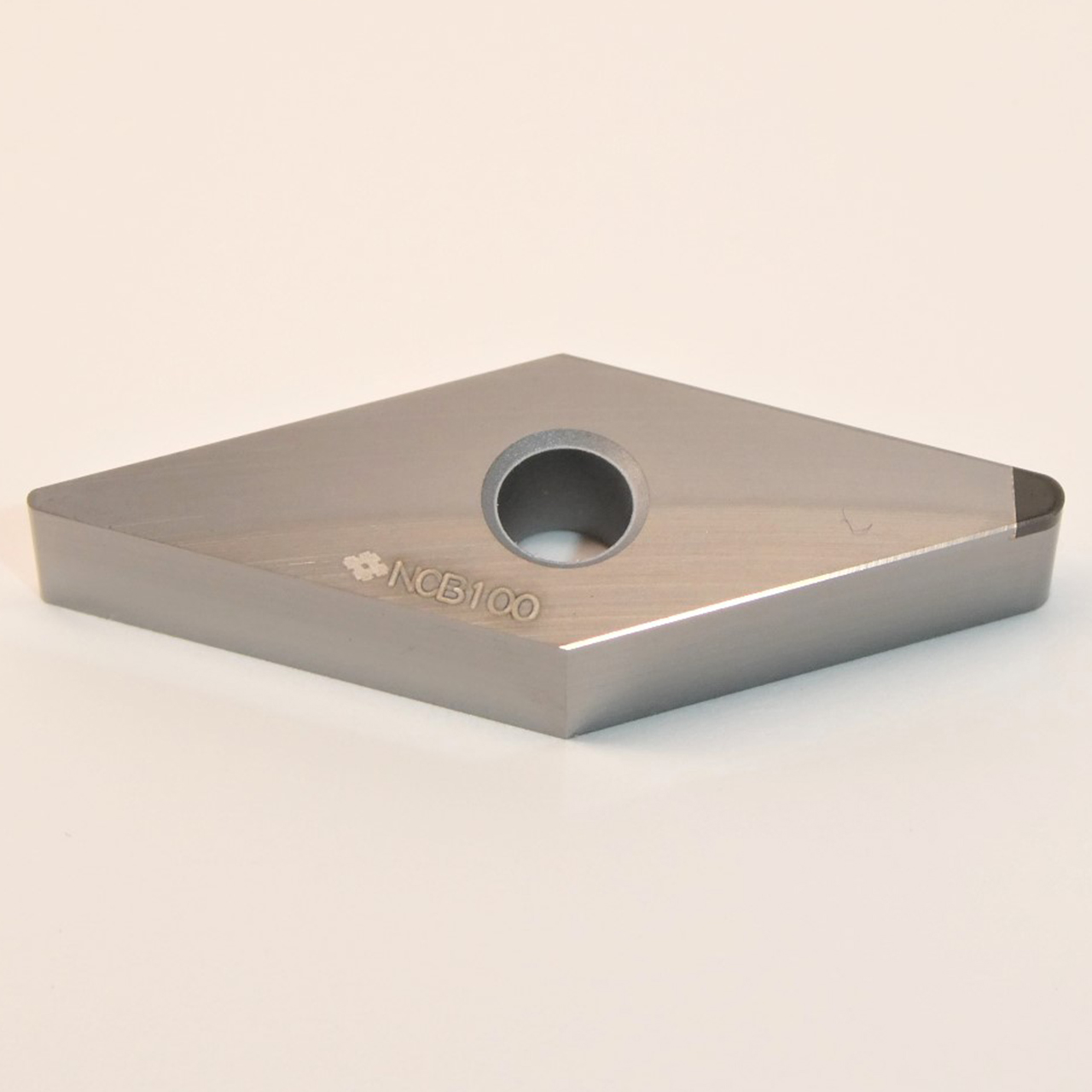 Sumitomo 16P5FDH | NUVNGA332-NCB100 0.3750" Circle Diameter x 3.81mm Hole Diameter x 0.0315" Radius Uncoated CBN Turning Insert