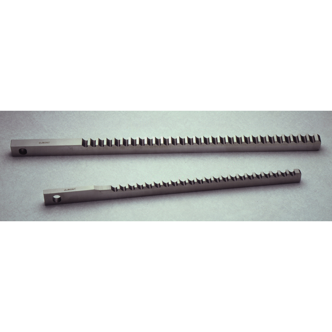duMONT 55573 | 5.00mm Broach Size x 3/8" Pitch x 20.00mm Length Keyseating Broach