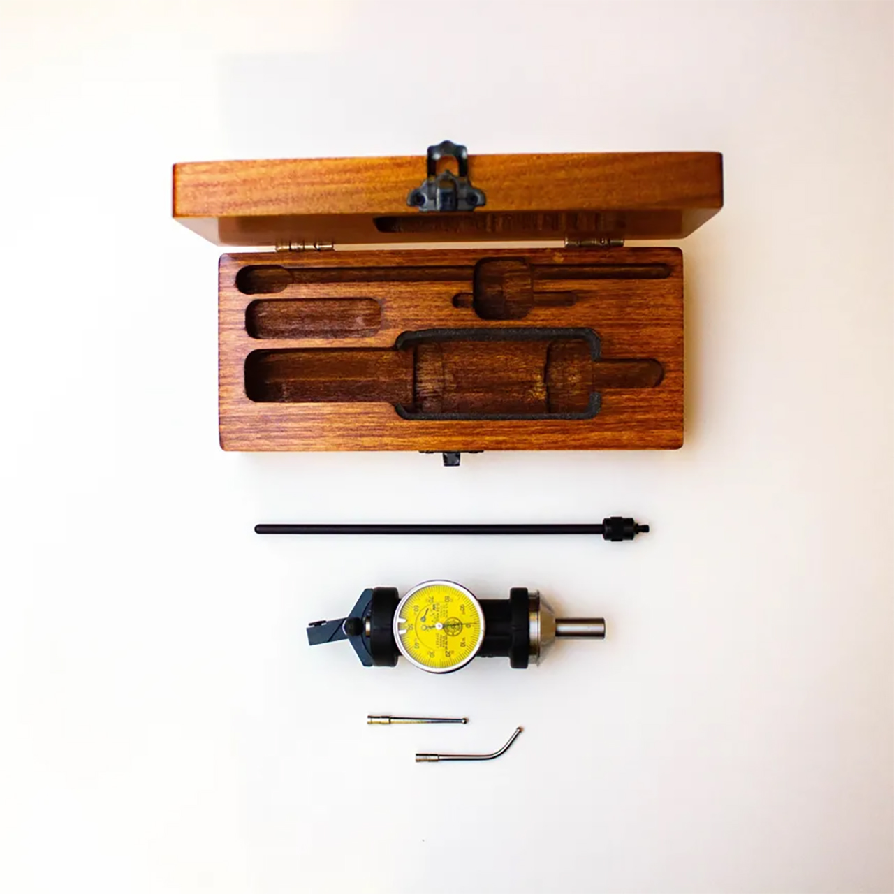 Blake 801-M | 0.01mm Positional Accuracy x 0.01mm Dial Graduation Coaxial Indicator Set