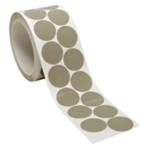 3M 7100325118 | Finesse-it 1-1/4" Overall Diameter x 3.00 mil Thickness 125C 468LA PSA Film Disc Roll - 500 Disc/Roll & 4 Rolls/Case